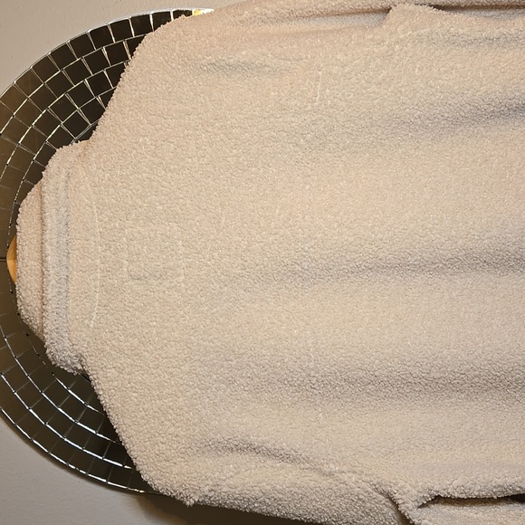 Abercrombie & Fitch Sherpa Teddy Cream Button Pocket Shacket Jacket New Out Tag - Picture 10 of 16